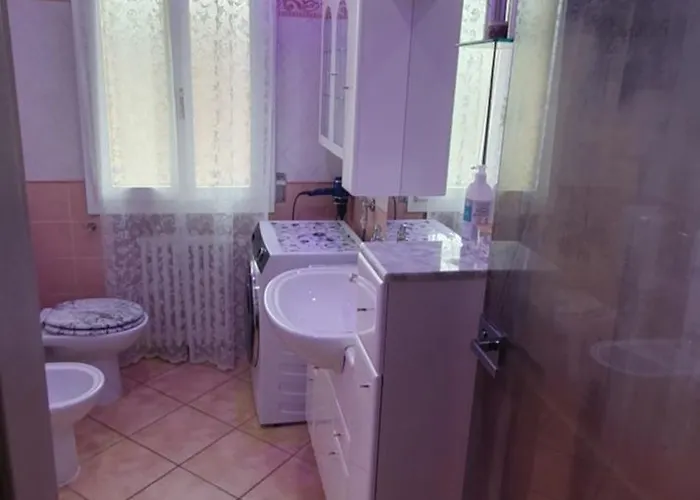 Homestay Casa Ciccio Vicino Unipol Arena Centro Bologna *