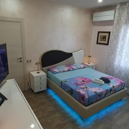 Casa Ciccio Vicino Unipol Arena Centro Bologna Rum i privatbostad *